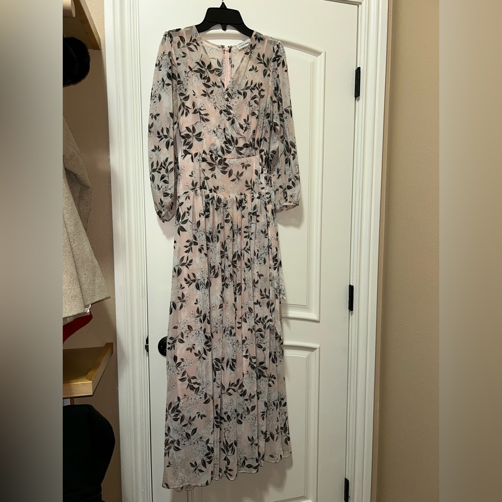 CALVIN KLEIN LIGHT PINK DRESS